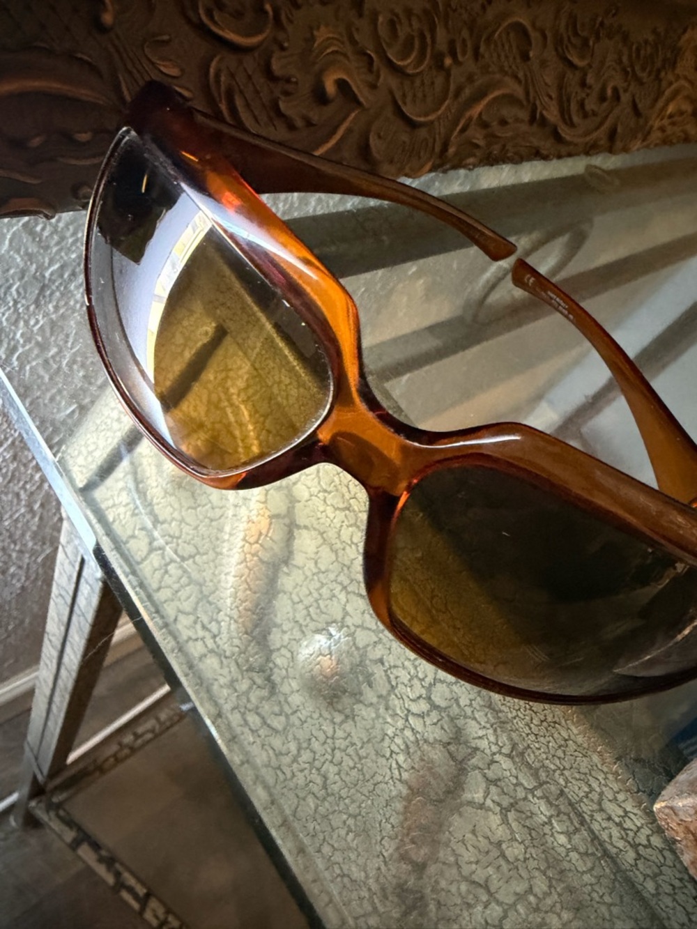 Gucci Amber Tortoiseshell Women’s Sunglasses with Brown Lenses